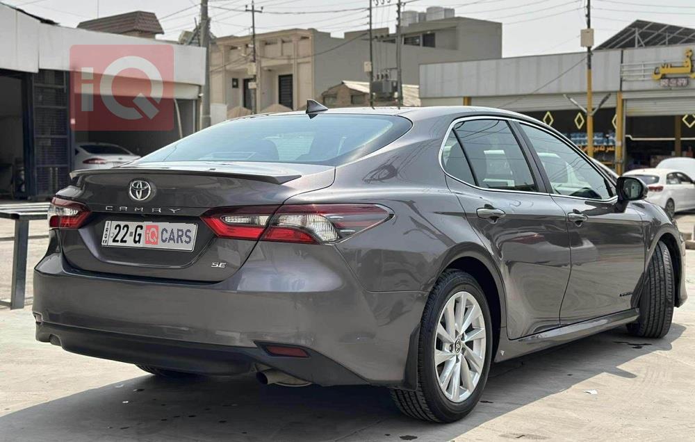 تۆیۆتا کامری